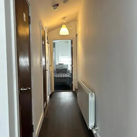 Πανσιόν Sarsfield